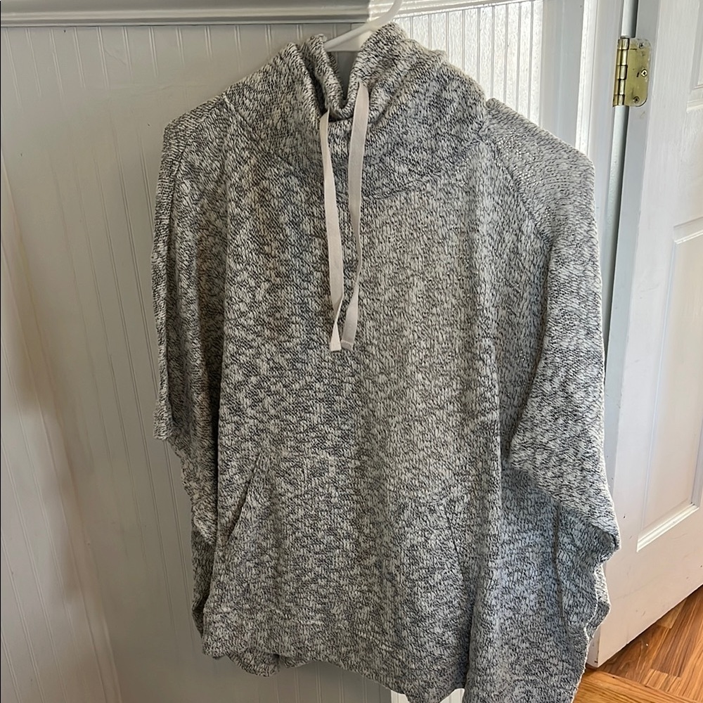 Lou & Grey Women’s Cozy Gray Knit Hoodie